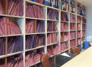 İstanbul adliyesinde 2014 yılında Av. Erdost Balcı, 89/1 haciz ihbarnamesi