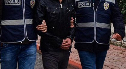 3 bekçi, Samsun’un İlkadım ilçesinde, şüphe duymaları üzerine park halindeki