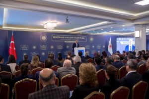 Adalet Bakanı Abdulhamit Gül, Ankara Hakimevi’nde düzenlenen Yeni İnsan Hakları