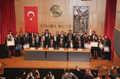 Stajını Tamamlayan 114 Stajyer Avukat, Yapılan Törenle Ruhsatını Aldı
