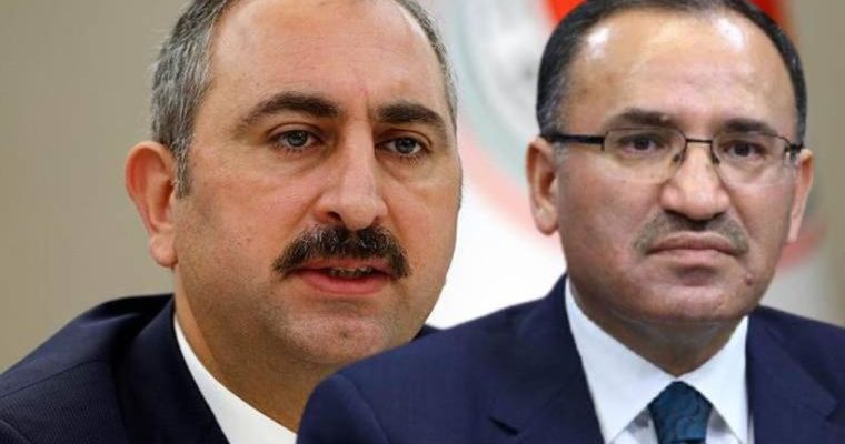 Adalet Bakanı Gül, Görevden Affını İstedi: Yeni Adalet Bakanı Bekir Bozdağ Oldu