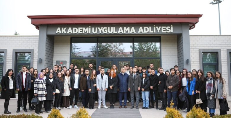Kırıkkale Üniversitesi Hukuk Fakültesi Öğrencileri, Adalet Akademisi’ni Ziyaret Etti