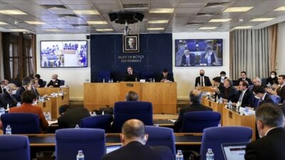 Cumhurbaşkanlığı, YÖK, belediyeler ve daha birçok alanda önemli düzenlemeler içeren