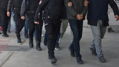İstanbul'da terör örgütü DAEŞ'e yönelik operasyonda 16 şüpheli yakalandı.