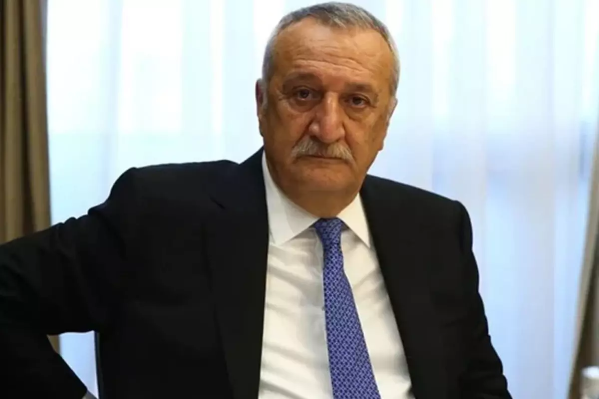 Gazeteci Uğur Mumcu, Ahmet Taner Kışlalı, Muammer Aksoy ve Bahriye