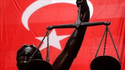 Yargıtay, süresiz ve şartsız taahhüt edilen dövizle nafakanın, 18 yılın