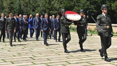 Adalet Bakanı Yılmaz Tunç, Hakimler ve Savcılar Kurulu (HSK)üyeleriyle birlikte