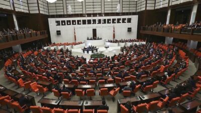 Meclis'te yeni haftada başkan seçimi yapılacak. Seçimde adaylığı açıklanan beş